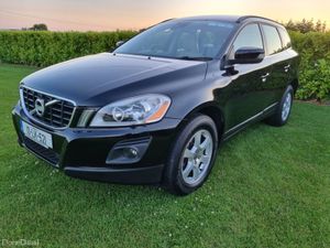 Volvo XC60 2010 D5  4x4 Low miles 2.4 Diesel - Image 3