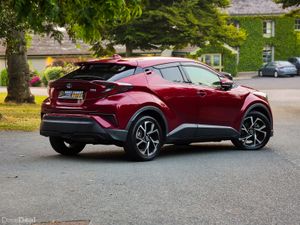 2017 Toyota CHR 1.8 Petrol Hybrid Automatic Sol - Image 3