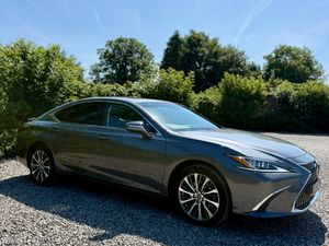 2021 Lexus ES 300h 2.5 Hybrid Automatic - Image 3