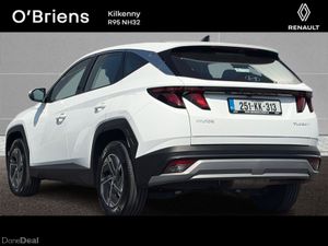 Hyundai Tucson COMFORT PLUS 1.6 DSL 5DR *1 OWNER - - Image 3