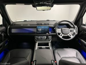 Land Rover Defender X-Dynamic HSE P300e - HUGE SPE - Image 4
