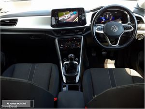 Volkswagen T-Roc **LIKE NEW** EDITION 75 2.0TDI  1 - Image 2