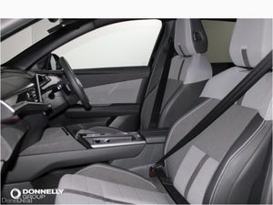 Vauxhall Grandland Hatchback Ultimate - Image 4