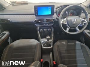 Dacia Sandero Stepway TCe 90 STEPWAY Comfort - Image 3