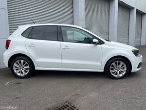 Volkswagen Polo 1.2 PETROL CL AUTO - Image 4