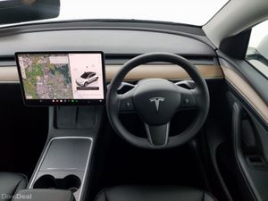 Tesla Model Y RWD - Image 4