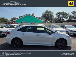 Toyota Corolla 1.8 HYBRID AUTOMATIC ONLY 80K KM - Image 3