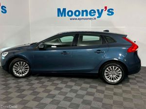 Volvo V40 T2 (122hp) Momentum Edition - Image 4