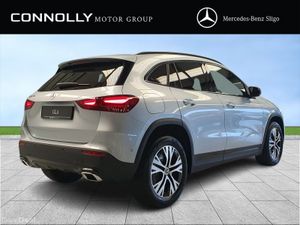 Mercedes-Benz GLA GLA 250e Progressive Night Editi - Image 2