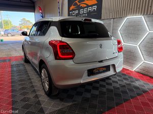 172 Suzuki Swift 1.2 Petrol Hybrid Automatic - Image 4