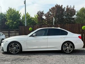 BMW 3-Series 320i - MSPORT - LOW KM - Image 4