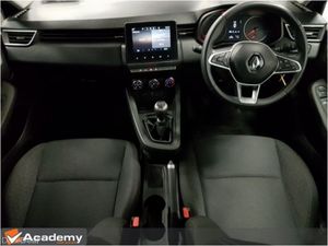 Renault Clio Equilibre**ACADEMY APPROVED** - Image 2