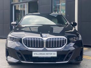 BMW 5-Series Touring M-Sport Auto (PHEV) - Image 2