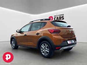 Dacia Sandero Stepway Essential TCE 100 LPG - Stra - Image 3