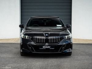 BMW 5-Series 530E M SPORT - Image 3