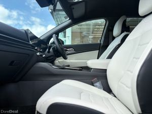Kia Sportage 1.6 HEV Black Edition (0% Finance ava - Image 2