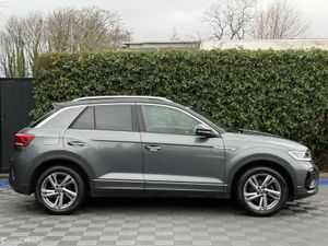 Volkswagen T-Roc R-LINE 1.0 TSI // APPLE CARPLAY/A - Image 2
