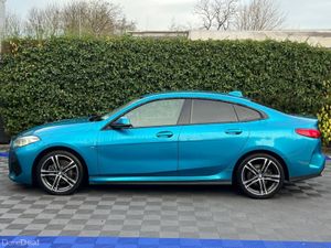 BMW 2-Series 218d M-SPORT 2.0 // WIRELESS CHARGING - Image 3