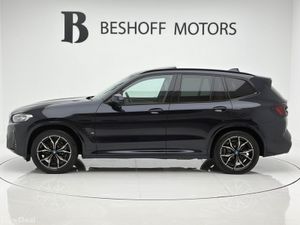 BMW X3 30e M-SPORT=PAN ROOF//LIGHT INTERIOR//AS NE - Image 2