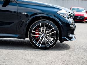 BMW X5 XDRIVE45E M SPORT *PRO PACK* - Image 2