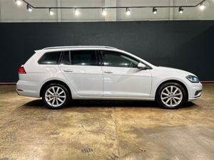 Volkswagen Golf 1.2 AUTOMATIC - ALLOY WHEELS - MUL - Image 3