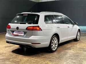 Volkswagen Golf 1.2 AUTOMATIC - ALLOY WHEELS - MUL - Image 4
