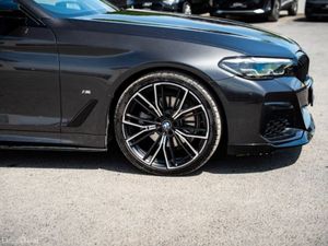 BMW 5-Series D G30 M Sport 187BHP *LOW MILEAGE* - Image 3