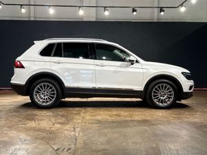 Volkswagen Tiguan 2.0 AUTOMATIC TDI 4MOTION - AFTE - Image 3