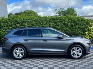 Skoda Enyaq 50 EDITION 52KWH ** TINY MILEAGE ** // - Image 2