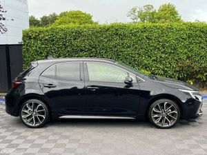 Toyota Corolla GZ SPORT 1.8 HYBRID AUTO // VERY LO - Image 2