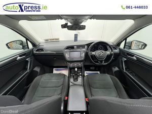 Volkswagen Tiguan 2.0 TDI Automatic, Sliding sunro - Image 2