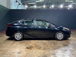 Toyota Prius 1.8 HYBRID AUTOMATIC - FACELIFT MODEL - Image 3