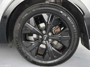 Kia Sportage Anniversary Edition Plug-in Hybrid - Image 3
