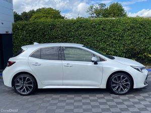 Toyota Corolla GZ SPORT 1.8 HYBRID AUTO // VERY LO - Image 2