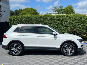 Volkswagen Tiguan HIGHLINE 2.0 TDI 4MOTION AUTO // - Image 2