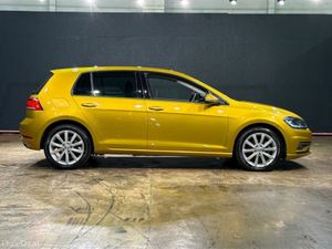 Volkswagen Golf 1.2 AUTOMATIC - FACTORY ALLOYS - C - Image 2