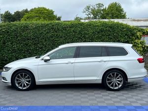 Volkswagen Passat VARIANT HIGHLINE 2.0 TDI AUTO // - Image 3