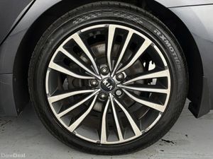 Kia Stinger GT-Line 2.2TD Auto - Image 3