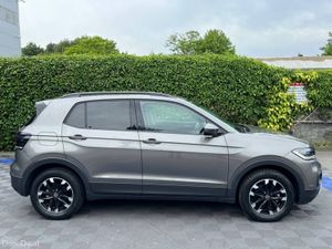 Volkswagen T-Cross DESIGN 1.0 TSI AUTO // DIAMOND - Image 2