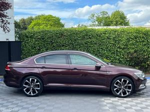 Volkswagen Passat R-LINE PACK 1.4 TSI AUTO // NEW - Image 2