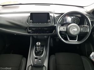 Nissan Qashqai 1.3 PET MILD HYBRID SV - Image 4