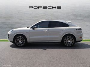 Porsche Cayenne E-Hybrid Coupé Black Edition (New) - Image 3