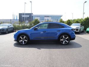 Porsche Macan Electric (New) - Image 3