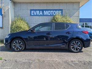 Lexus CT VERSION C AUTOMATIC HYBRID 1.8 PETROL //L - Image 4