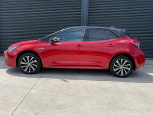 Toyota Corolla HYBRID LUNA SPORT HB 4DR AUTO - Image 4