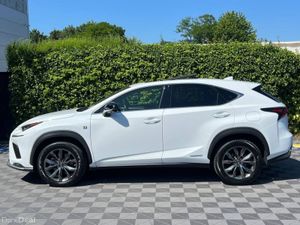 Lexus NX F-SPORT 2.5 HYBRID AUTO ** BIG SPEC ** // - Image 4