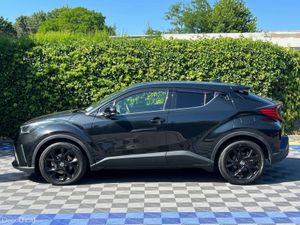 Toyota C-HR 1.8 HYBRID AUTO // SERVICE HISTORY // - Image 3