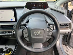 Toyota Prius 1.8 HYBRID AUTO // APPLE CARPLAY // H - Image 4