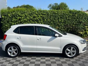 Volkswagen Polo HIGHLINE 1.2 TSI AUTO // LEATHER/A - Image 2