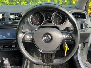 Volkswagen Polo HIGHLINE 1.2 TSI AUTO // LEATHER/A - Image 4
